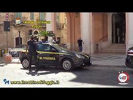 Truffa aggravata, così la GdF di Foggia arresta dipendente dell'ufficio tecnico di Torremaggiore
