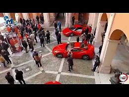 Peruggini in Ferrari ai box di Palazzo Dogana a Foggia per il Campionato Italiano Velocità della Montagna