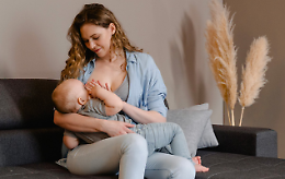 Il nettare della salute per mamme e bambini? Il latte materno