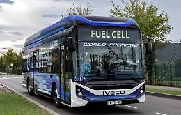 Iveco e Hyundai presentano E-Way H2: il primo autobus urbano a idrogeno che sarà prodotto a Foggia e ad Annonay