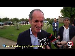Il cin cin di Zaia ed Emiliano in Puglia, da Vespa, alla faccia di chi vuol dividere l'Italia