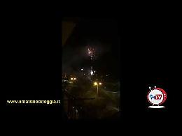 Per rispetto dei morti di Genova, Landella rinvia a domenica concerto e fuochi di Ferragosto a Foggia. "La Prima", invece, se ne frega