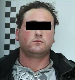 "Meno 9 e poi boom": arrestato per stalking giovane operaio di Cerignola