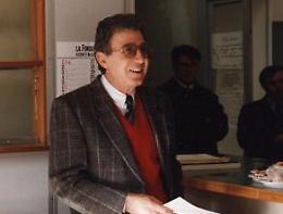 Fiori per ricordare Francesco Marcone a Foggia, per la "Giornata cittadina della legalità"