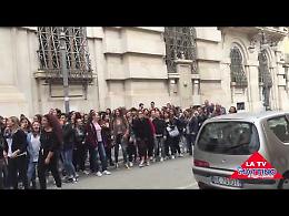 Gli studenti del Poerio fanno paura, la Prefettura tira su i cancelli