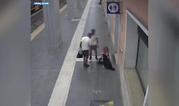 La Polizia ferroviaria di Foggia arresta due extracomunitari dopo aver rapinato una turista di Milano