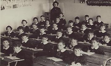 Oggi, 15 ottobre 1938, l'insegnante Maddalena Pacifico viene cacciata dal Poerio di Foggia solo perché ebrea