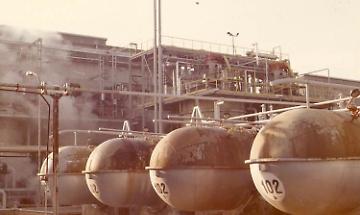 Oggi, 19 ottobre 1969, tra Manfredonia e Monte S. A. la costruzione dell'ANIC: 37 anni di sviluppo ma anche di morte