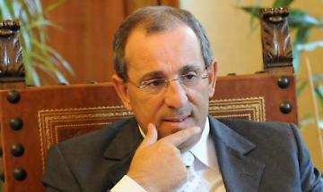 Polso di ferro del foggiano Michele Di Bari, prefetto di Napoli, per rendere sicuri i giorni di Ferragosto