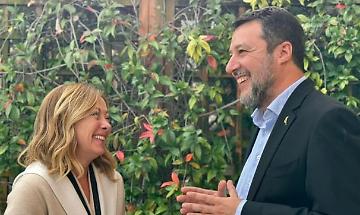 Giorgia in Puglia vuole rilassarsi: nessun vertice con Salvini per le elezioni regionali