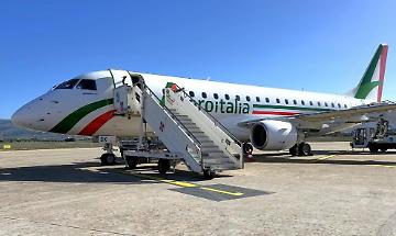 Male la prima per il battesimo del volo della ripartenza dell'aeroporto Gino Lisa di Foggia