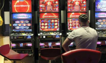 In Puglia si spendono 12 miliardi di euro l'anno per il gioco d'azzardo: Bari, Taranto e Foggia le città dove si scommette di più