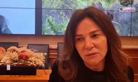 Anna Maria Fallucchi lo dice coi fiori