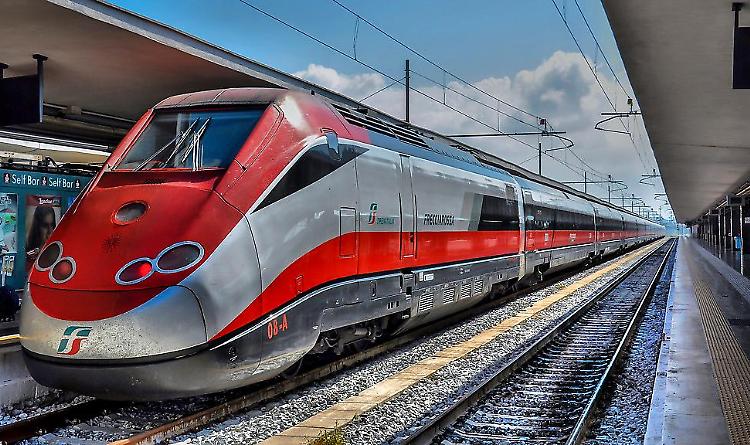 Alta velocità e bassa visione: la miopia istituzionale che condanna la Basilicata all’isolamento