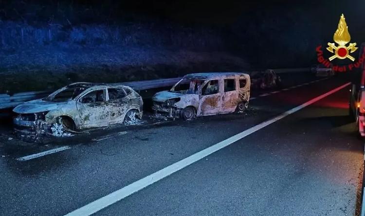 La banda dei cerignolani fallisce il colpo da 3milioni di euro sull'A14 in provincia di Macerata