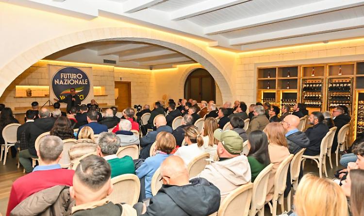 Da Venosa Sasso rompe il muro della Lega in Basilicata: in tanti dicono addio a Salvini per seguire Vannacci