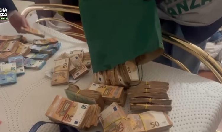 &laquo;Mendolicchio non c'entra con il denaro sequestrato dalla GdF&raquo; nell'indagine sugli appalti pubblici in Capitanata