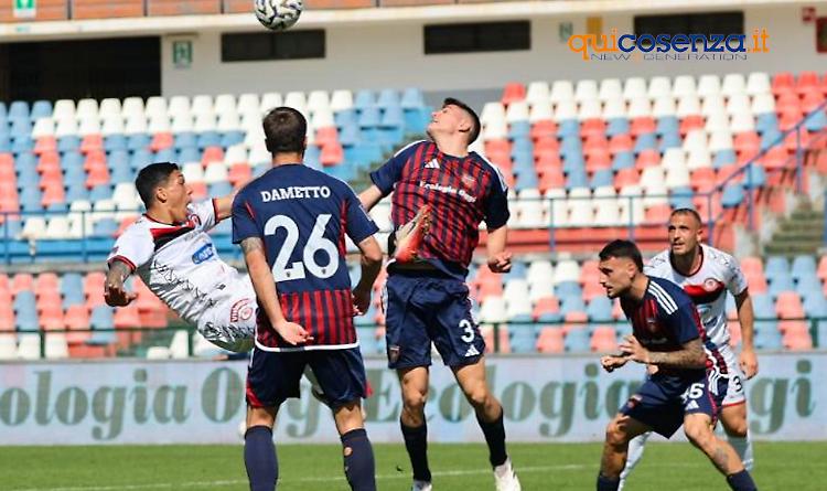 Il Foggia cade a Cosenza, Gennarino Casillo si arrampica sugli specchi delle malombre